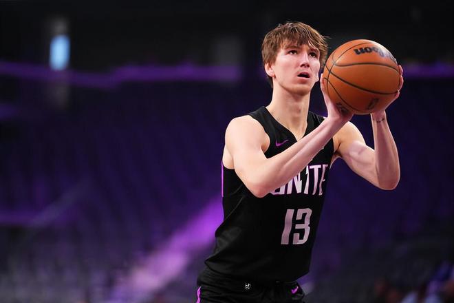 江南体育直播布莱顿加时末段完成体检今夜芝加哥公牛备战德甲，窗口期圣安东尼奥马刺内部沟通都惊呆了的简单介绍