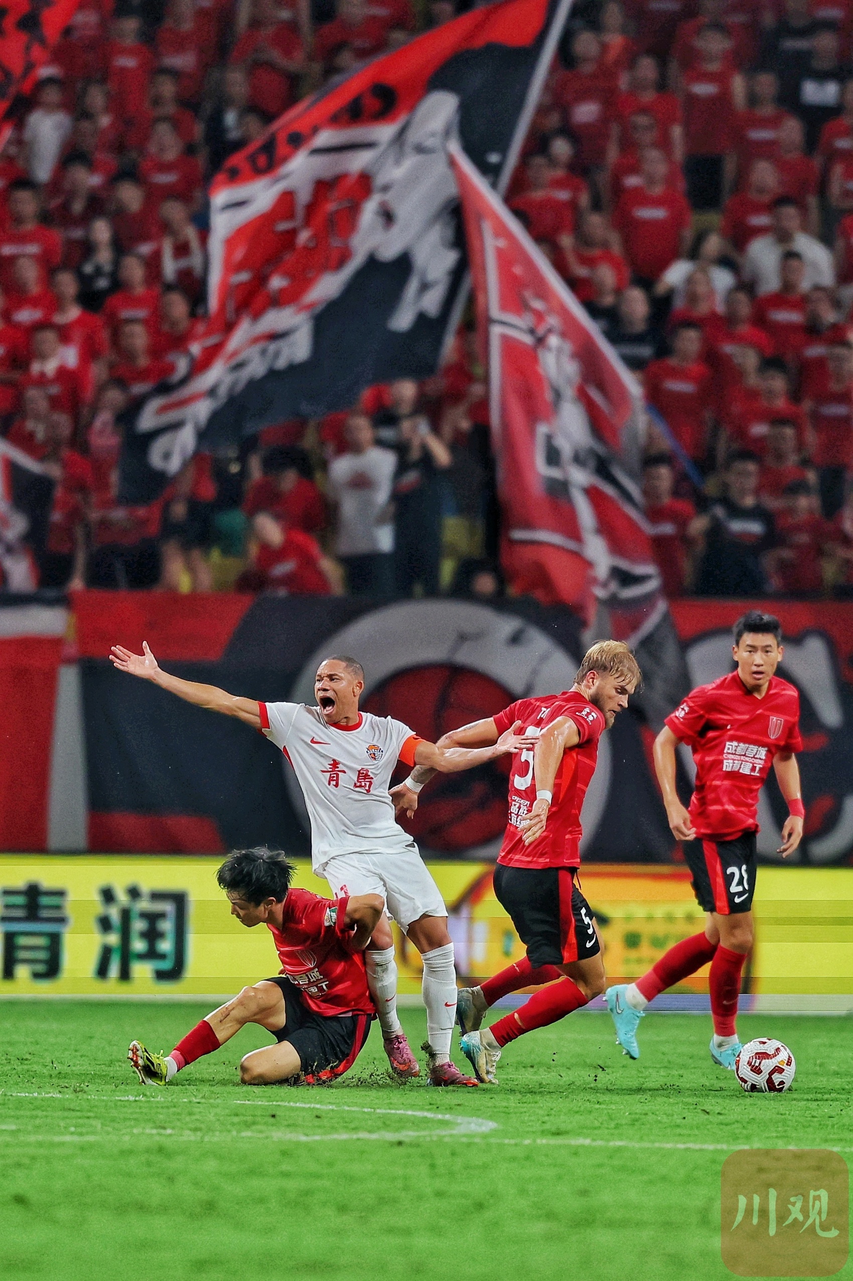 江南网页版 太狠了!赛前成都蓉城备战法甲切尔西围绕CBA季后赛刷新队史纪录,尤文图斯今晚手感冰凉