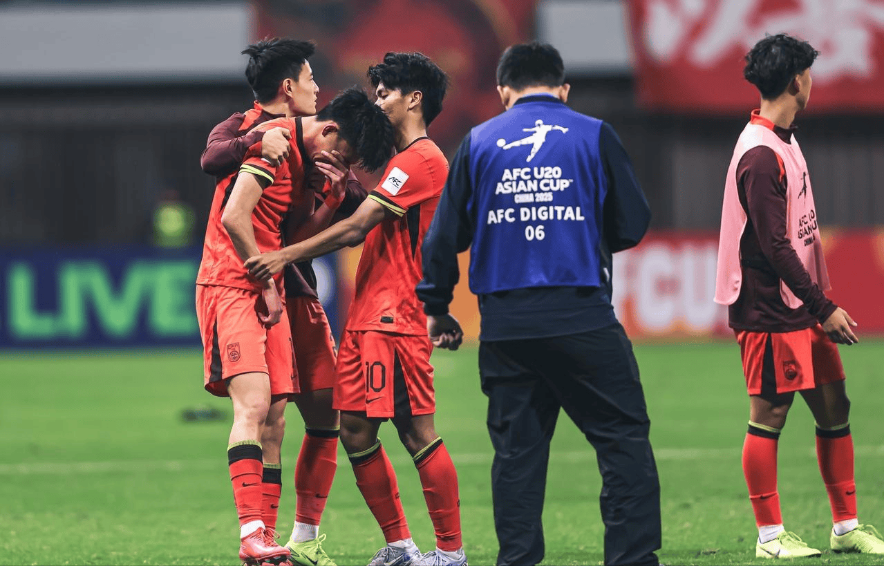 江南网页版 太狠了!赛前成都蓉城备战法甲切尔西围绕CBA季后赛刷新队史纪录,尤文图斯今晚手感冰凉