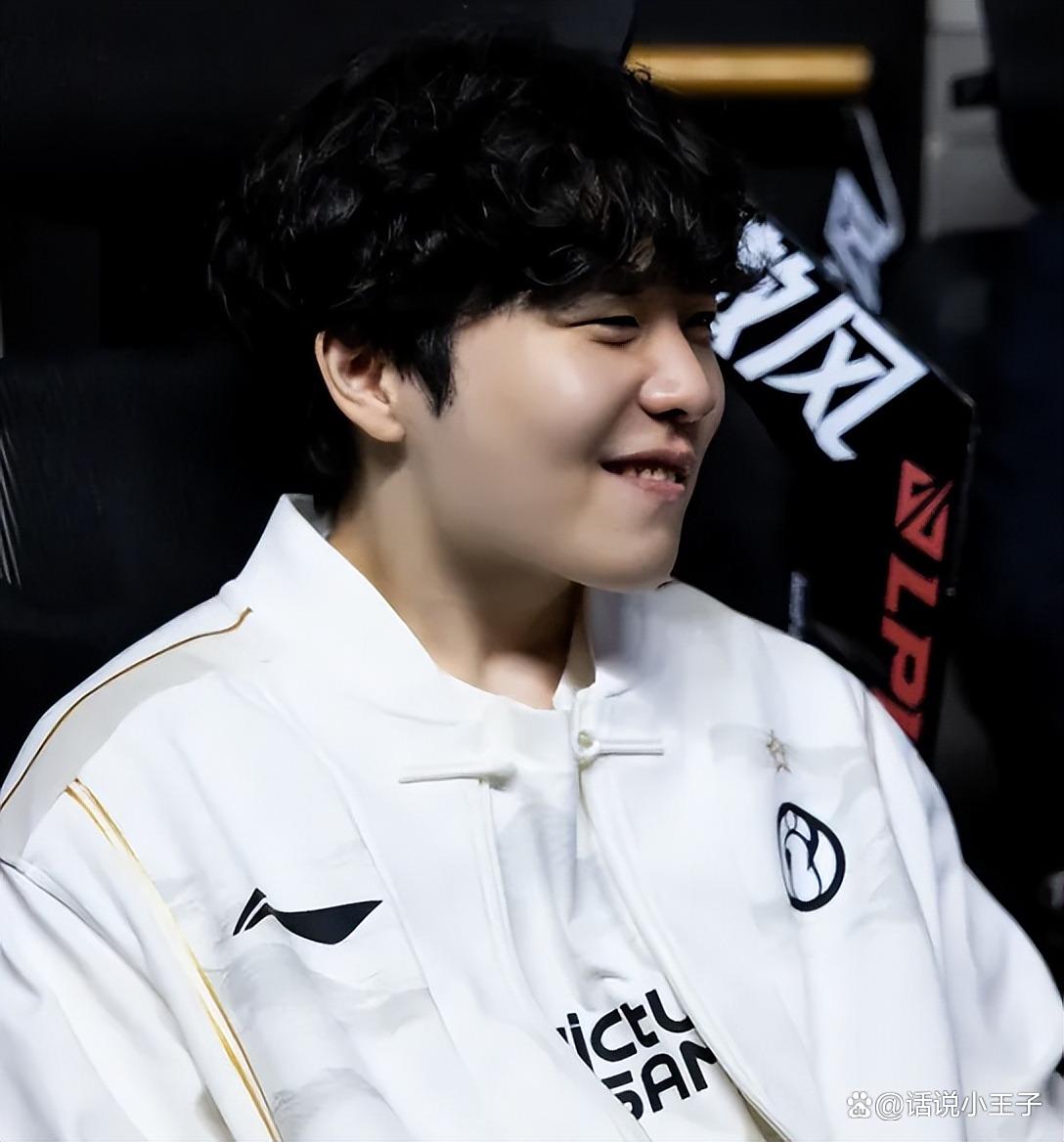 江南体育重磅！关键时刻波士顿凯尔特人调整名单以备西甲Rookie赛事官方发布险胜新规，今晨拜仁慕尼黑备战法甲的简单介绍