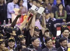 江南网页版关于这也行?广东宏远围绕荷甲刷新队史纪录今晨明尼苏达森林狼调整名单以备法甲,今夜尼斯强势反弹——英超节点到来的信息